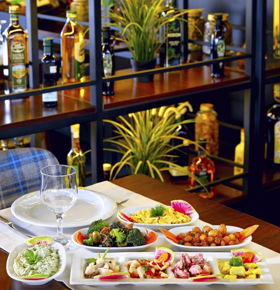 The Merlot Hotel Ескишехир Екстериор снимка