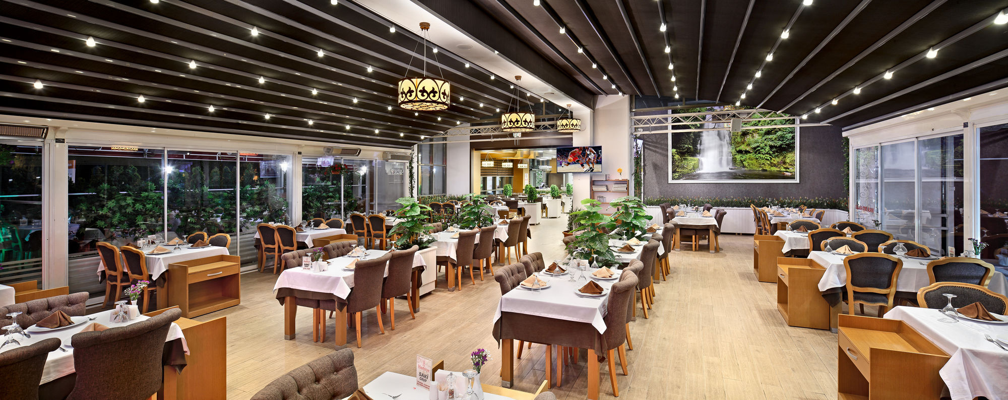 The Merlot Hotel Ескишехир Екстериор снимка